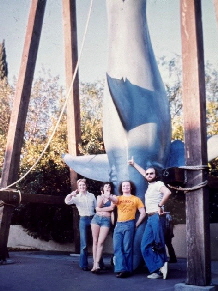 DD - Kinks Tour 1977 day off at Universal Studios, LA 4